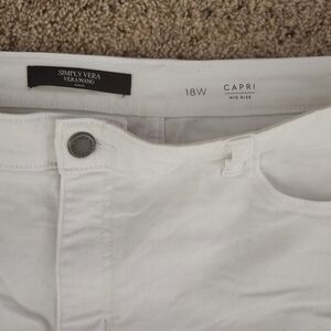 Simply Vera Vera Wang White Capri Pants